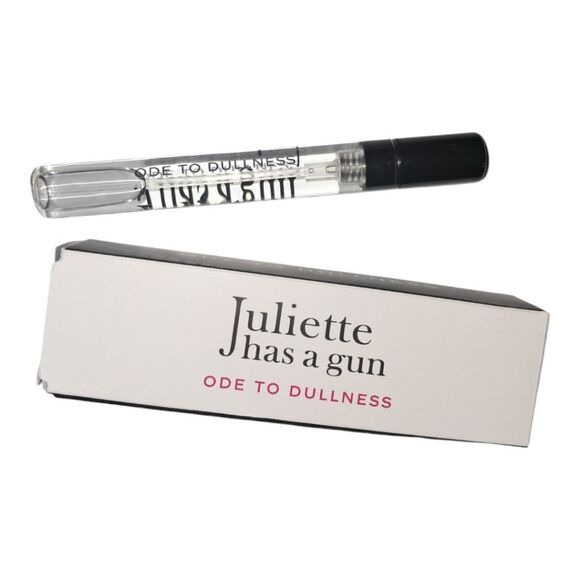 Juliette has a gun Ode to Dullness Eau De Parfum Purse Spray 5ml New with Box - Picture 3 of 7